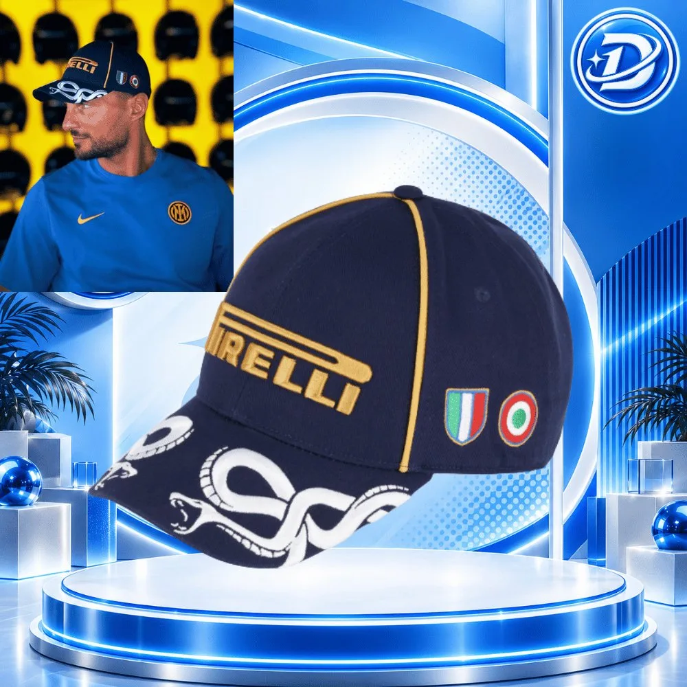Indossa il Podium Cap Pirelli x Inter Pirelli Double Hat Cap